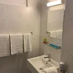 Hotel Eh!toi Self 3*