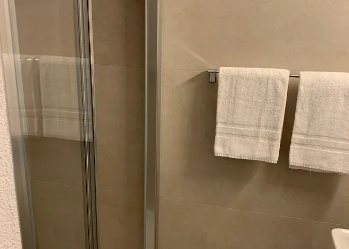 Eh!toi Self Szálloda